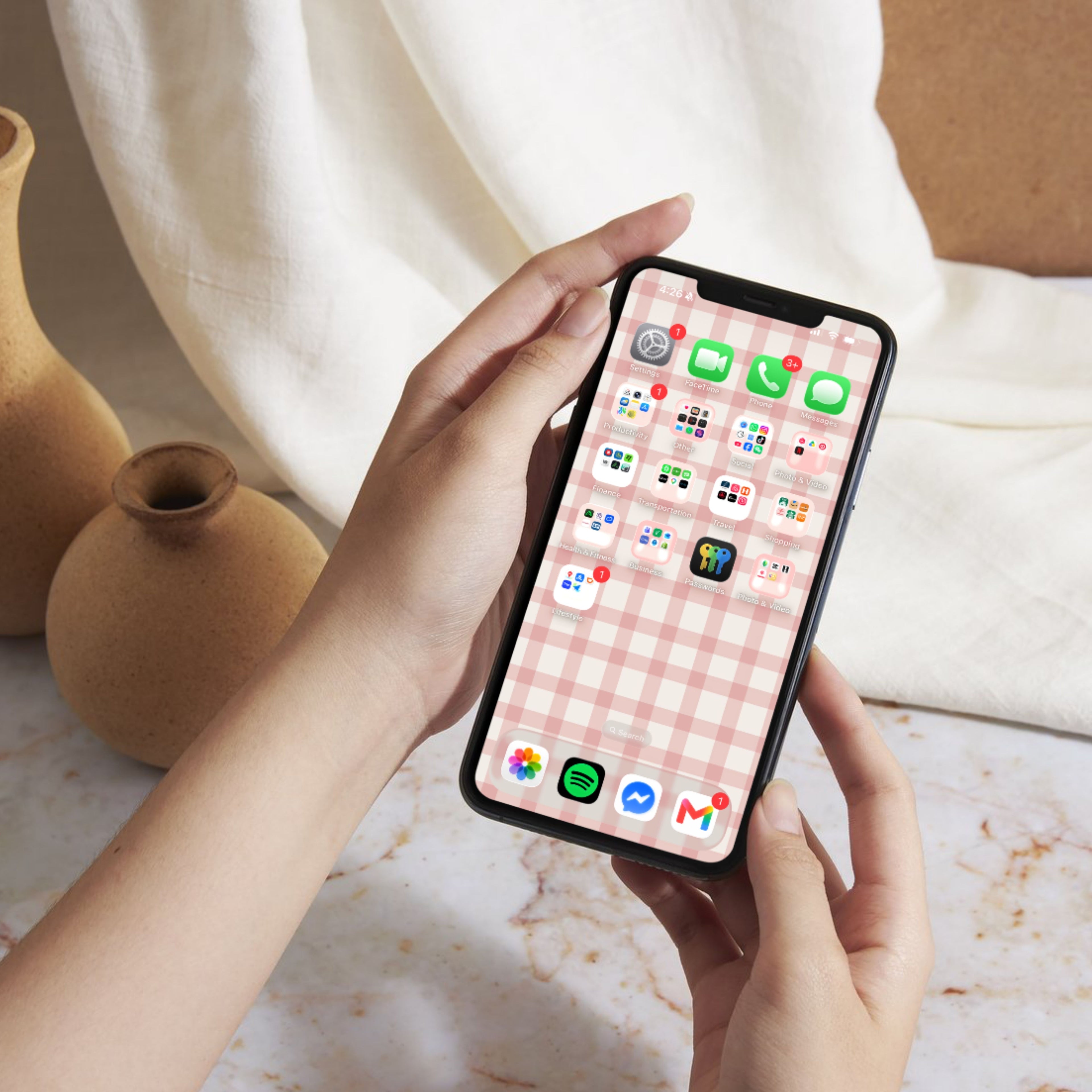 FREE Phone Wallpaper | July Picnic